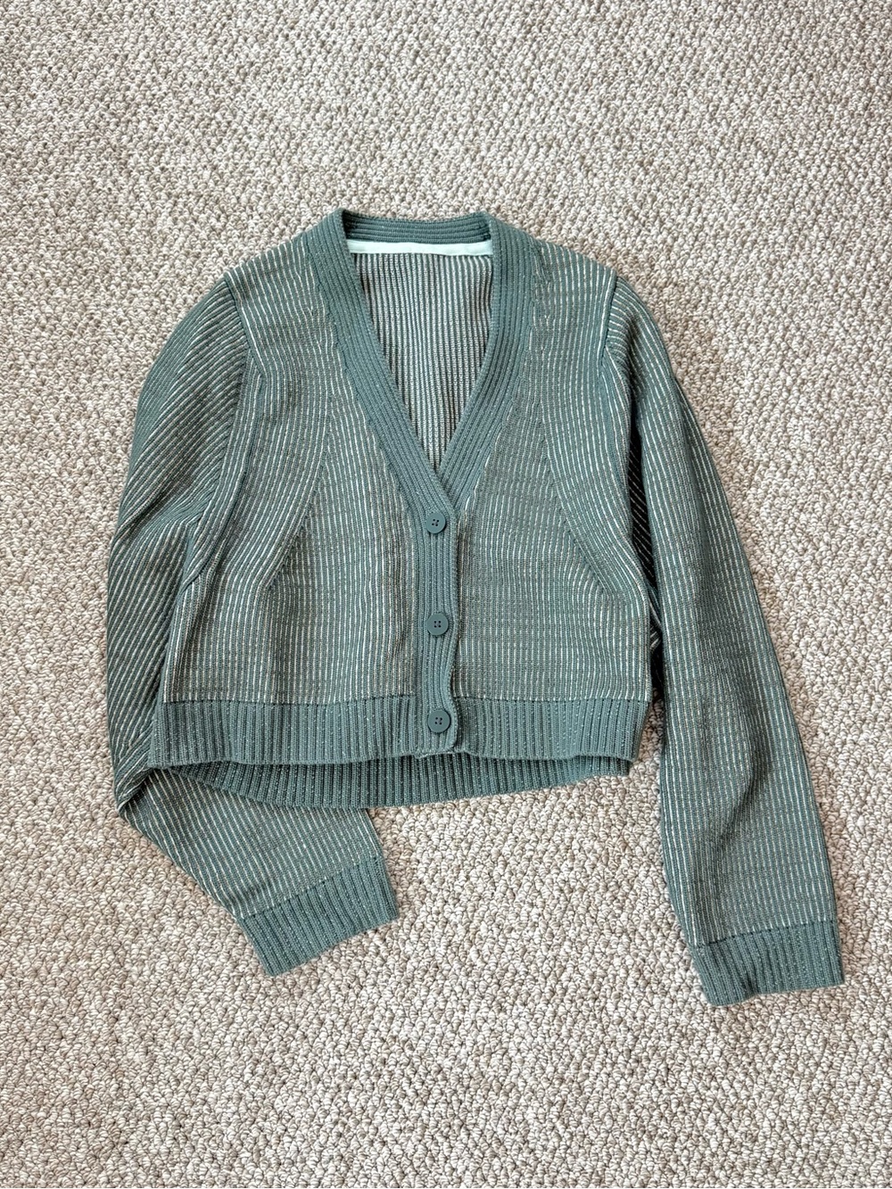 lululemon athletica Cropped V‑Neck Cardigan in Sage
